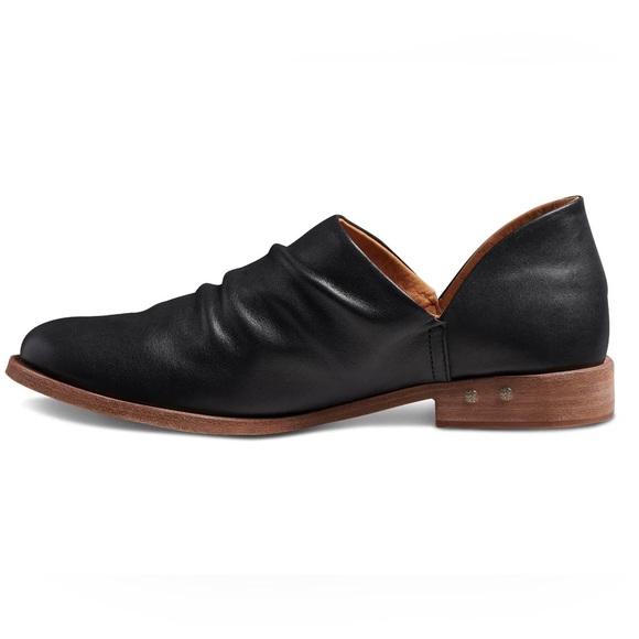 NIB Beek Puffin Bootie Flats - Black Leather - Picture 3 of 9